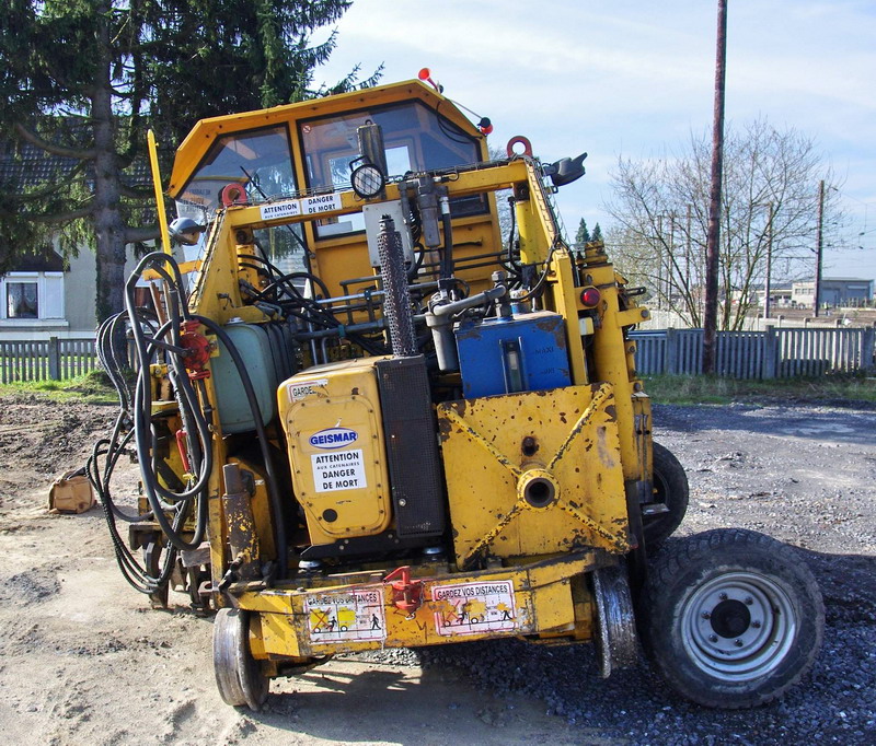 Geismar MRT 2 SR  (07-04-2015 gare de Tergnier) MRT 456 - LORRY 03 (1).jpg