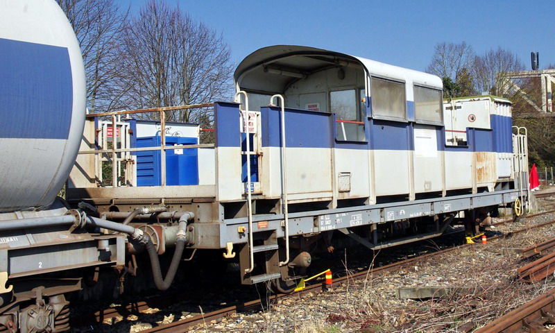 40 87 954 9 600-4 Us V51 1 SNCF-LL (2016-03-17 gare de Tergnier) (20).jpg