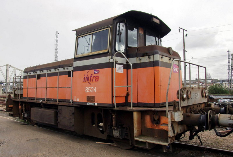 Y 8524 (2016-03-30 gare de Tergnier) (11).jpg