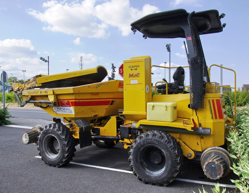 Dumper Locrail RR Alldrive (2016-07-23 gare de Nesle) M du C (12).jpg