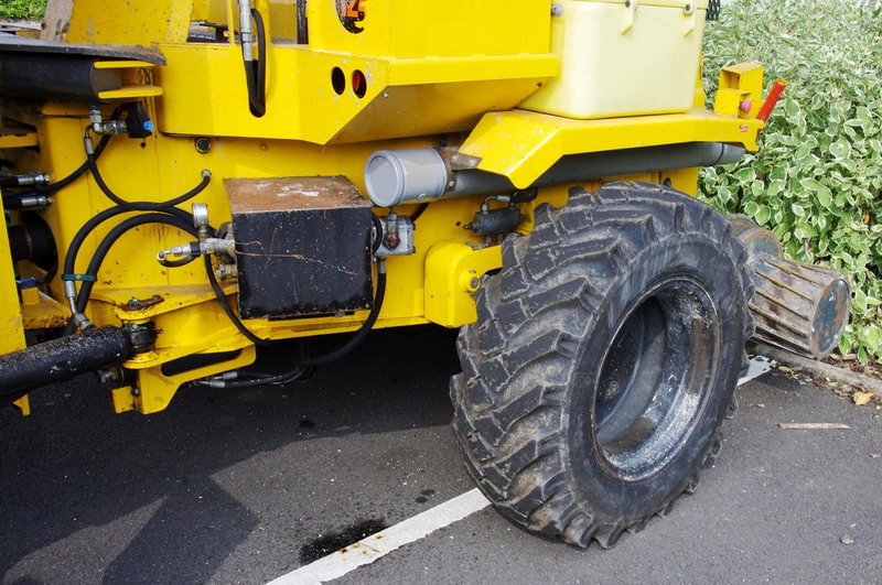 Dumper Locrail RR Alldrive (2016-07-23 gare de Nesle) M du C (11).jpg