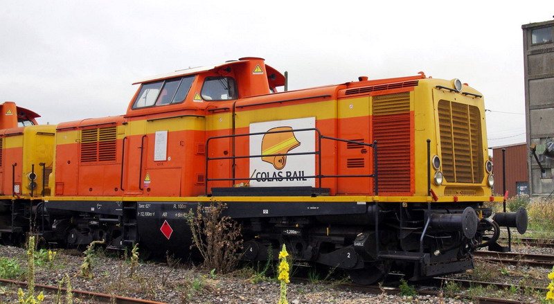 99 87 9 182 543-9 (2016-08-08 gare de Chaulnes) Colas Rail V211R  (10).jpg