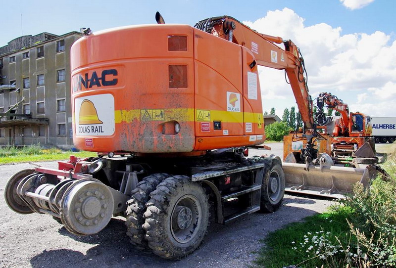 UNAC 22 TRR (2016-08-20 gare de Rosières en Santerre 80) Colas Rail D 1002196 (10).jpg