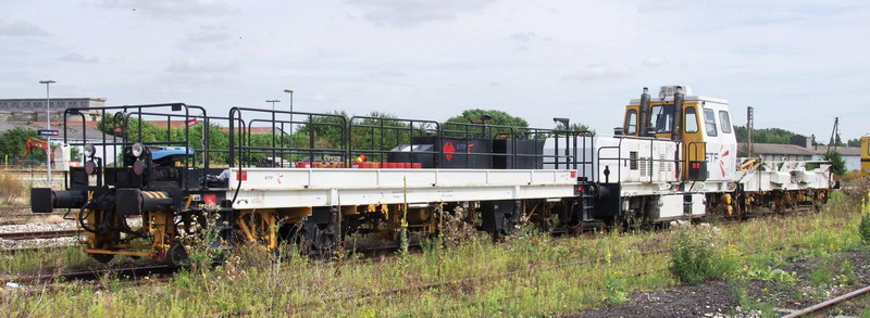 99 87 9 426 501-2 DGS 42 N (2016-09-02 gare de Chaulnes) ETF (1).jpg