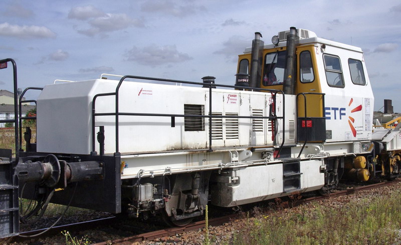 99 87 9 426 501-2 DGS 42 N (2016-09-02 gare de Chaulnes) ETF (10).jpg