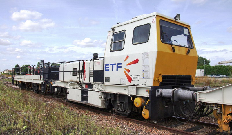 99 87 9 426 501-2 DGS 42 N (2016-09-02 gare de Chaulnes) ETF (22).jpg