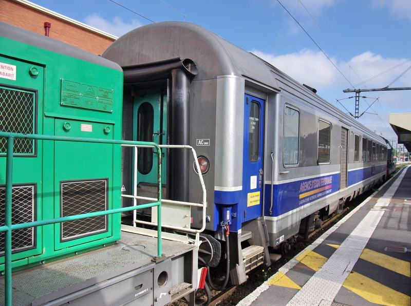 63 87 99 97 235-8 Su (2016-08-12 gare de Douai) (5).jpg
