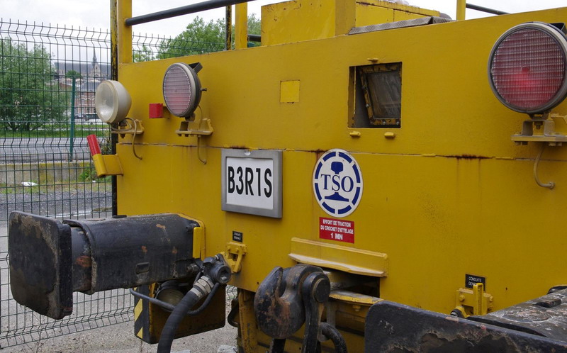 99 87 9 125 517-2 (2013-05-22 gare de Saint Quentin) SSP 230 n°268 TSO (2).jpg