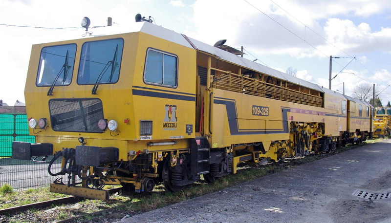 99 87 9 121 507-7 Type 109-32 S (2015-02-27 gare de Noyon) Meccoli (2).jpg