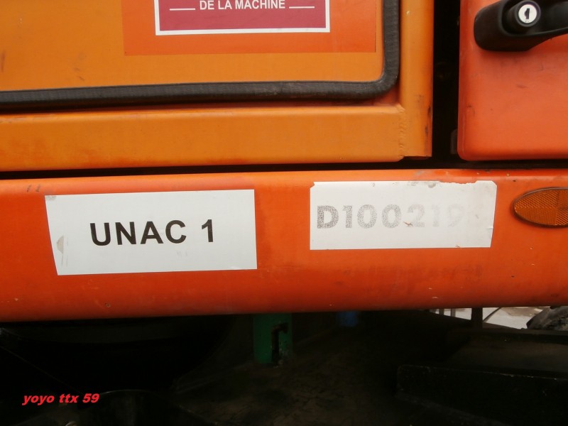 UNAC 22 TRR CATM315DLW5M05000 Colas Rail=5.JPG