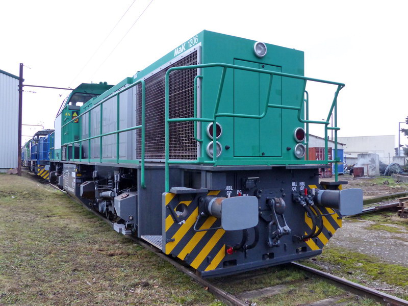 G 1206 BB 100 1377 (2016-12-19 SPDC) Livrée verte 1377 ex 61013 (10).jpg