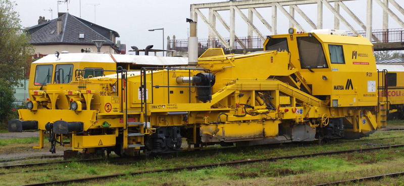 99 87 9 125 526-3 R21 (2014-10-00 gare de Tergnier) Meccoli (15).jpg