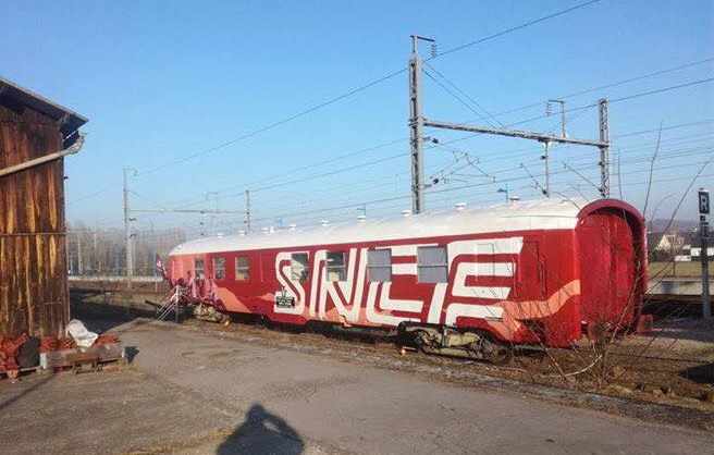 80 87 979 3 416-9 Uas H55 0 F SNCF-TR (2017-01-00 Bléré) (1).jpg