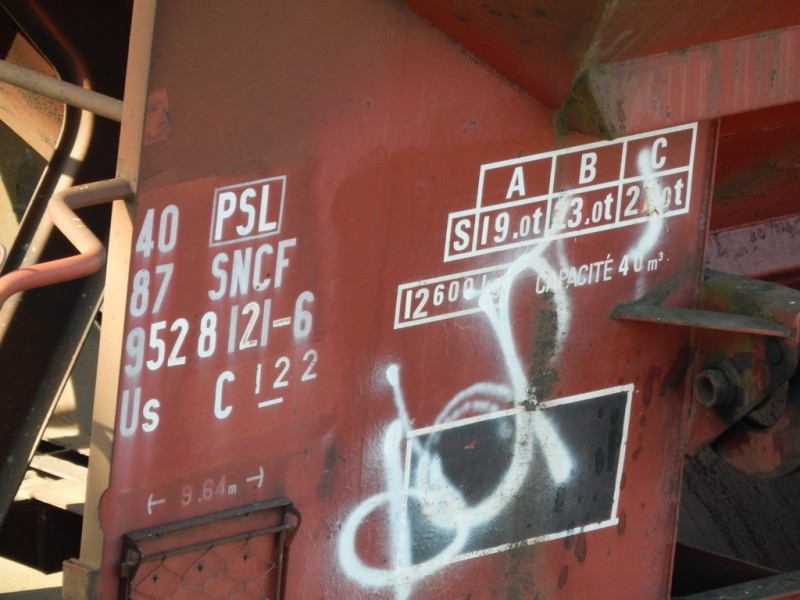 40 87 952 8 121 6 Us  C12-2  PSL (2) (Copier).JPG