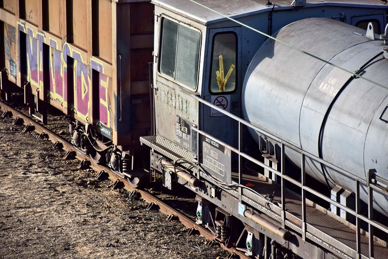 80 87 979 8 815-7 Uas W85 6 SNCF-RS (2017-01-29 SPDC) SNCF RESEAU (2).jpg