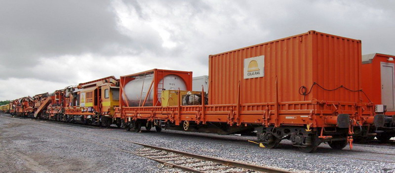 99 87 9 114 501-9 RM 900 HD 100 AHM (2013-06-12 Laon) Colas Rail (1).jpg