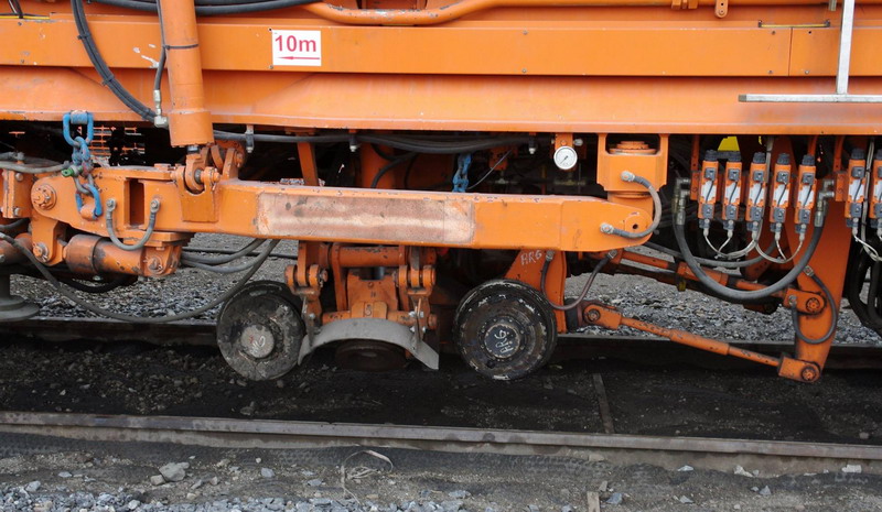 99 87 9 114 501-9 RM 900 HD 100 AHM (2013-06-12 Laon) Colas Rail (21).jpg