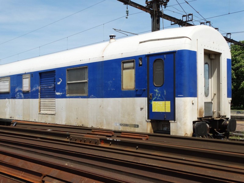 80 87 979 3 008-4 Uas H55 0 F SNCF-MN (2017-05-17 Nuit sous Raviéres) (9).jpg