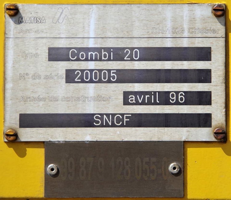 99 87 9 128 055-0 Combi 20 n°20005 (2017-05-31 Laon) SNCF-AM ex 9.353 (27).jpg