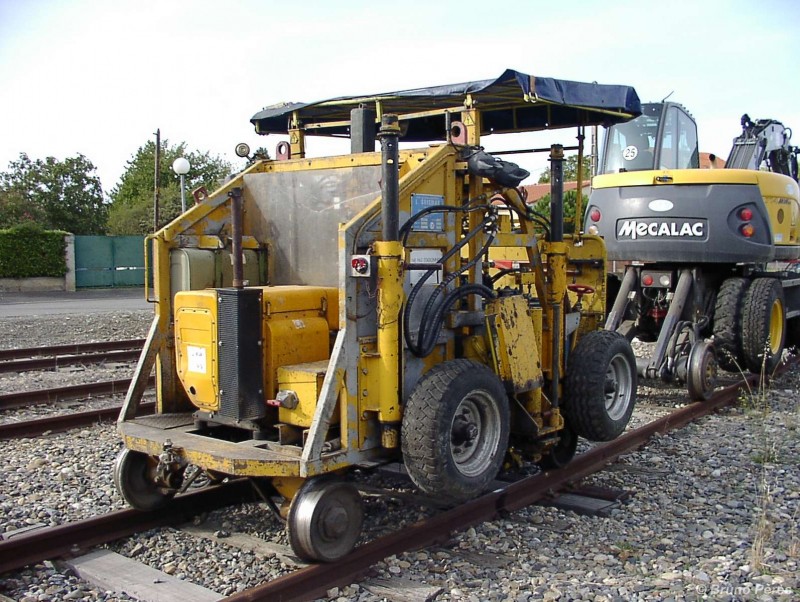 96159-406 - Colas Rail (14)-light.JPG