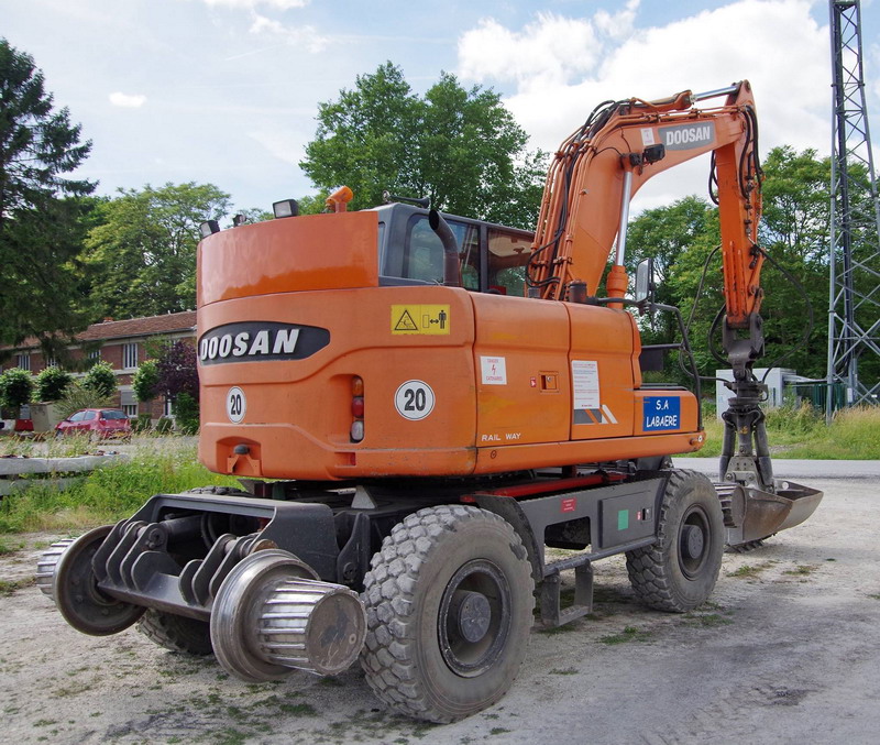 Doosan DX 160W RR (2017-06-16 Laon) SA Labaere (15).jpg