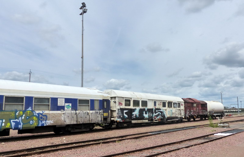 80 87 979 8 832-2 Uas W85-6 SNCF-LM (2017-06-04 BIDON V Ã SPDC) TDGR 4 (1).jpg