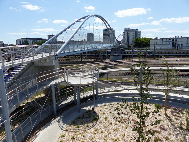 Nouvelle Passerelle de Tours (2017-08-06) (11).jpg