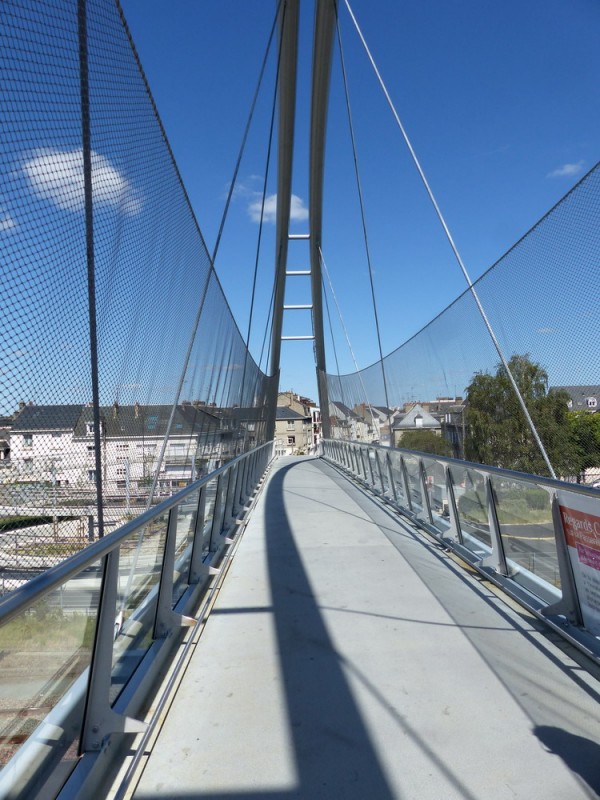 Nouvelle Passerelle de Tours (2017-08-06) (23).jpg