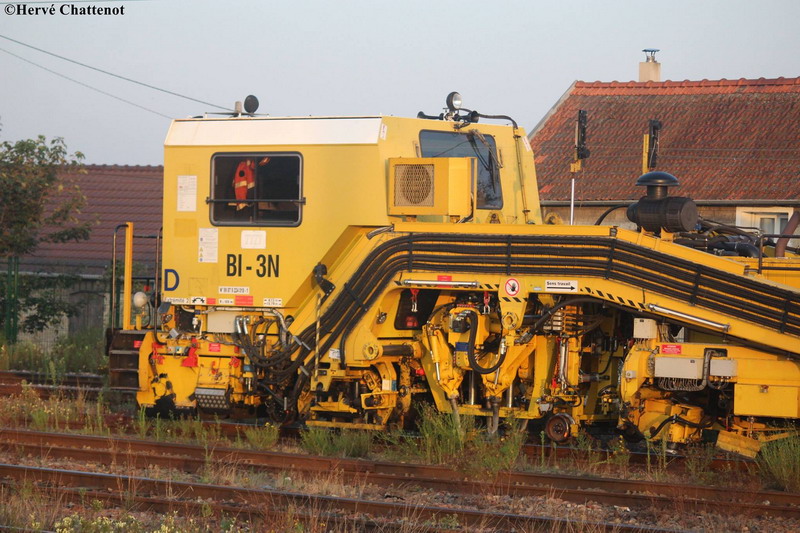 99 87 9 224 018-1 B1 3N SNCF-PN 7-318 (2017-08-29 Ormoy-Villers) (4).jpg