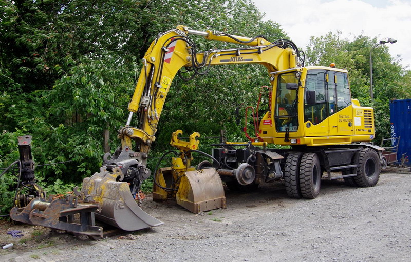 ATLAS 1604 KZW 169Z301287 Frateur de Pourcq.jpg
