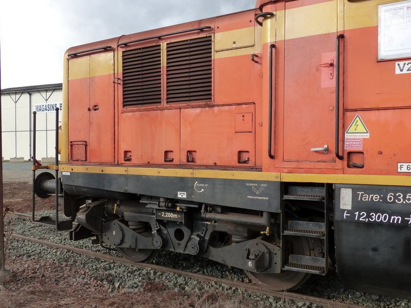 99 87 9 182 618-8 V212RA (2017-11-12 SPDC) Colas Rail (124).jpg