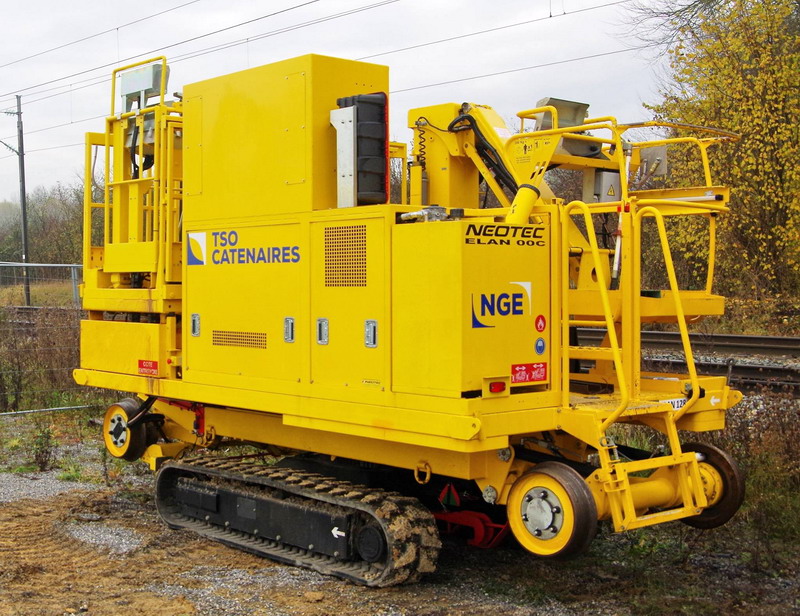 Neotec Elan 00C (2017-11-18 entre Noyon et Compiègne) (11).jpg