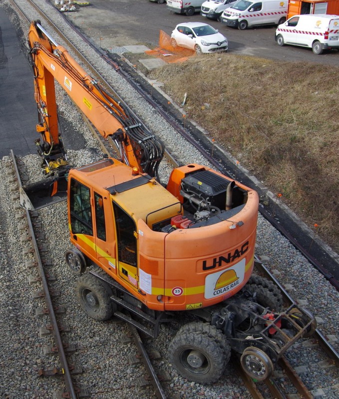 UNAC 22TRR (2018-02-14 Jussy) Colas Rail D100 2479 (2).jpg