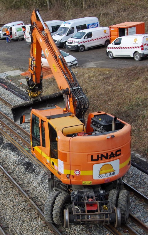 UNAC 22TRR (2018-02-14 Jussy) Colas Rail D100 2479 (10).jpg