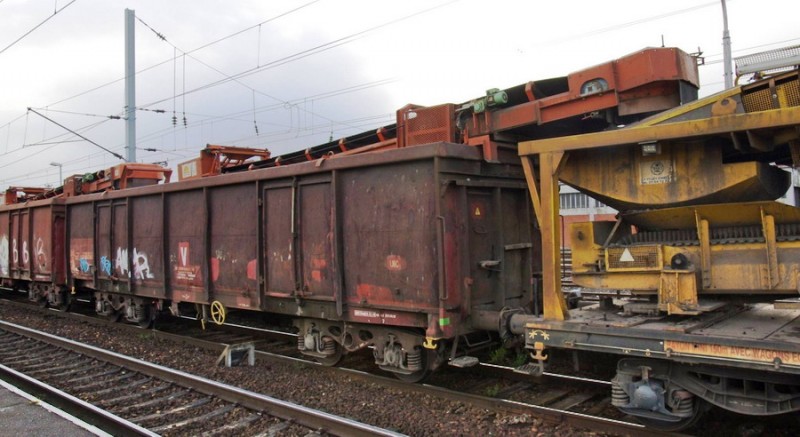 99 87 9 352 513-5 (2013-05'23 gare de Saint Quentin) TSO (8).jpg