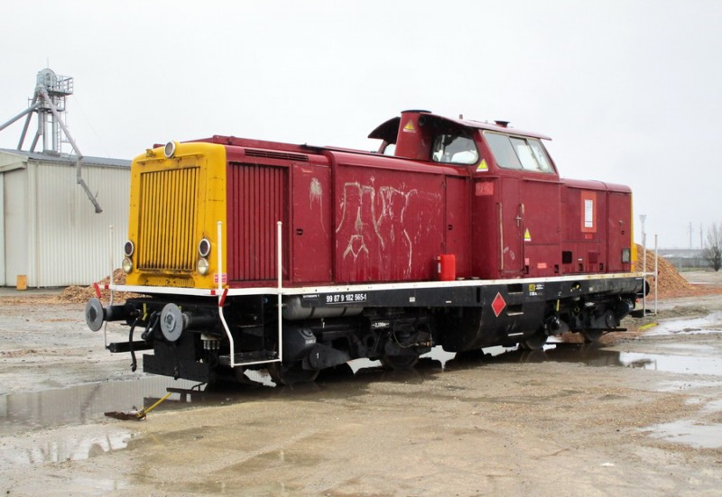 99 87 9 182 565-1.jpg (167.61 Kio) Vu 2975 fois 99 87 9 182 565-1.jpg