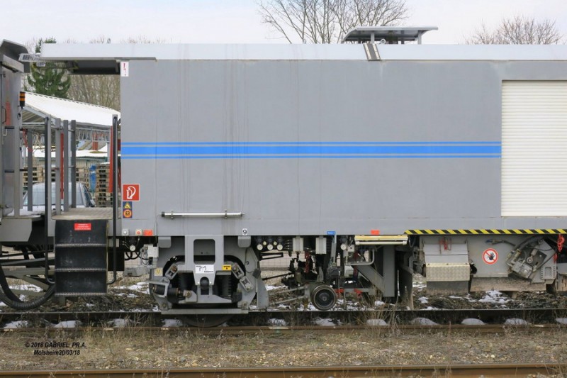 99 87 9 122 520-9 Type 108-32 275 (2018-03-20 Faisceau gare de Molsheim) (7)).jpg