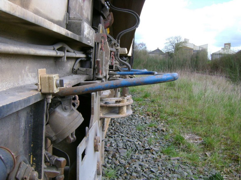 99 87 9 225 507-2 (2013-00-00 RVB à la Brochinière près de Rennes) (5).jpg (223.41 Kio) Vu 3950 fois 99 87 9 225 507-2 (2013-00-00 RVB à la Brochinière près de Rennes) (5).jpg