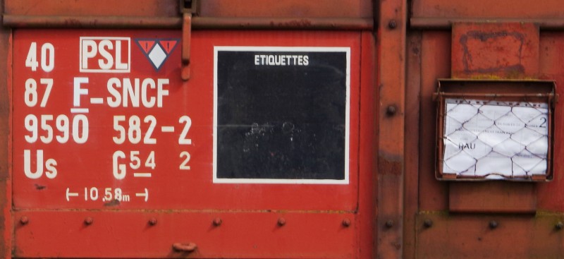 40 87 959 0 582-2 Us G54 2 F SNCF-PSL (2018-04-13 Chaulnes) (2).JPG