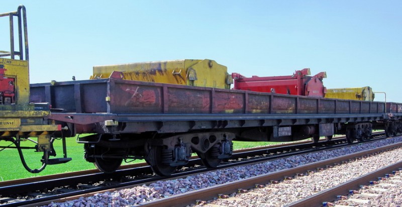 80 87 976 7 101-9 Ua R00 5 F-SNCF-PSL (2018-04-20 Monbleux PK 53,950) (1).jpg (133.62 Kio) Vu 1376 fois 80 87 976 7 101-9 Ua R00 5 F-SNCF-PSL (2018-04-20 Monbleux PK 53,950) (1).jpg