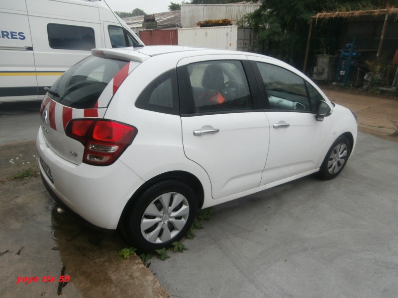 TSO Caténaire Citroën C3 CQ-035-XL-77=2.JPG