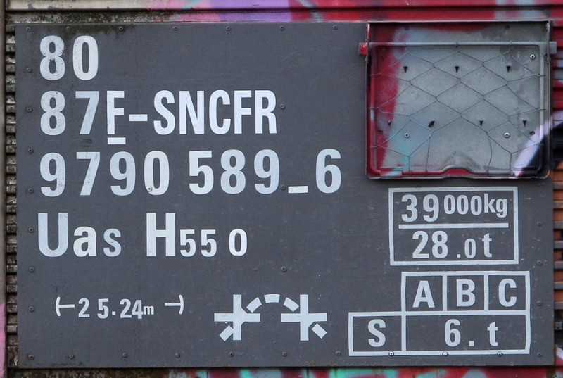 80 87 979 0 589-6 Uas H55 0 F-SNCFR (2018-04-13 Laon) (3).jpg