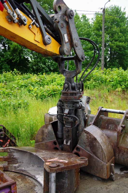 LIEBHERR A 918 Compact (2018-05-14 PN n°37 à Eppeville) Brifer 1 (13).jpg (350.83 Kio) Vu 3121 fois LIEBHERR A 918 Compact (2018-05-14 PN n°37 à Eppeville) Brifer 1 (13).jpg