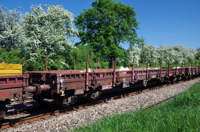 80 87 4 977 950-0 Uas R39 6 F SNCF-PSL (2018-05-08 PKn°71 à Jussy) (1).jpg (296.45 Kio) Vu 508 fois 80 87 4 977 950-0 Uas R39 6 F SNCF-PSL (2018-05-08 PKn°71 à Jussy) (1).jpg