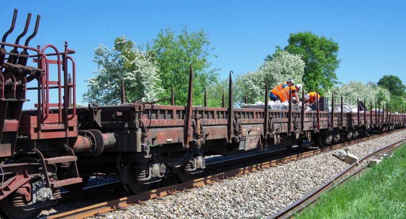 80 87 977 5 977-2 Uas R39 6 SNCF-PSL (2018-05-08 PKn°71 à Jussy) (1).jpg (198.82 Kio) Vu 580 fois 80 87 977 5 977-2 Uas R39 6 SNCF-PSL (2018-05-08 PKn°71 à Jussy) (1).jpg