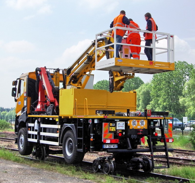 Geismar V2R 840 C-GR (2018-05-16 St Quentin) (2).jpg (258.48 Kio) Vu 5276 fois Geismar V2R 840 C-GR (2018-05-16 St Quentin) (2).jpg
