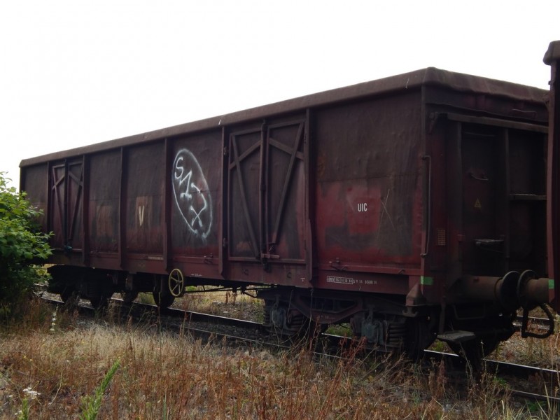 80 87 977 6 978 9 Uas  F28-2  R (1) (Copier).JPG