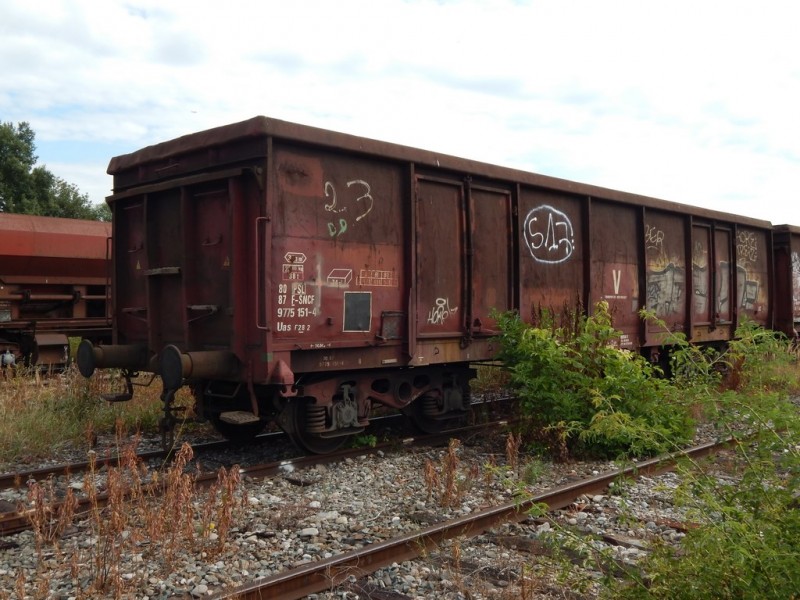 80 87 977 5 151 4 Uas  F28-2  PSL (3) (Copier).JPG