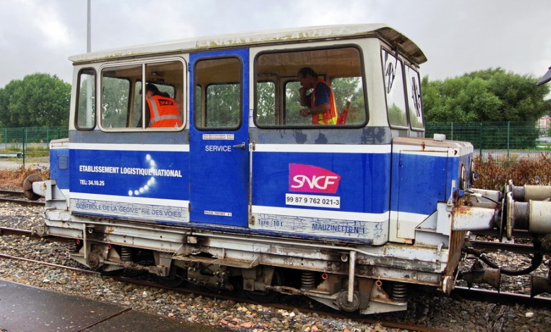 99 87 9 762 021-3 (2018-08-13 gare de St Quentin) Mauzinette 1 (2).jpg