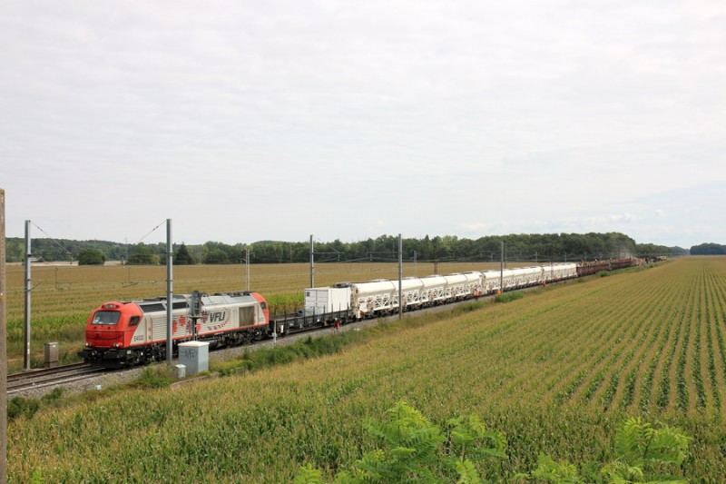 99 87 9 352 700-8 DF 05 (2018-08-21 Limeray) (95).jpg (173.07 Kio) Vu 7346 fois 99 87 9 352 700-8 DF 05 (2018-08-21 Limeray) (95).jpg